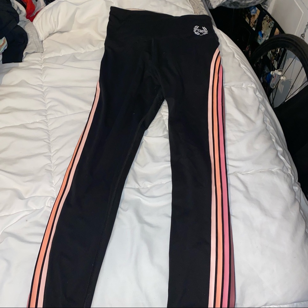 VS Pink leggings